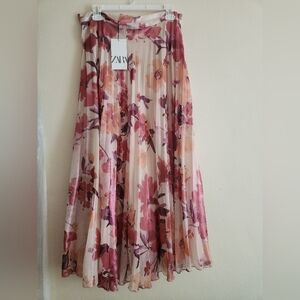 Zara floral pleated midi skirt multicolored pink BNWT
